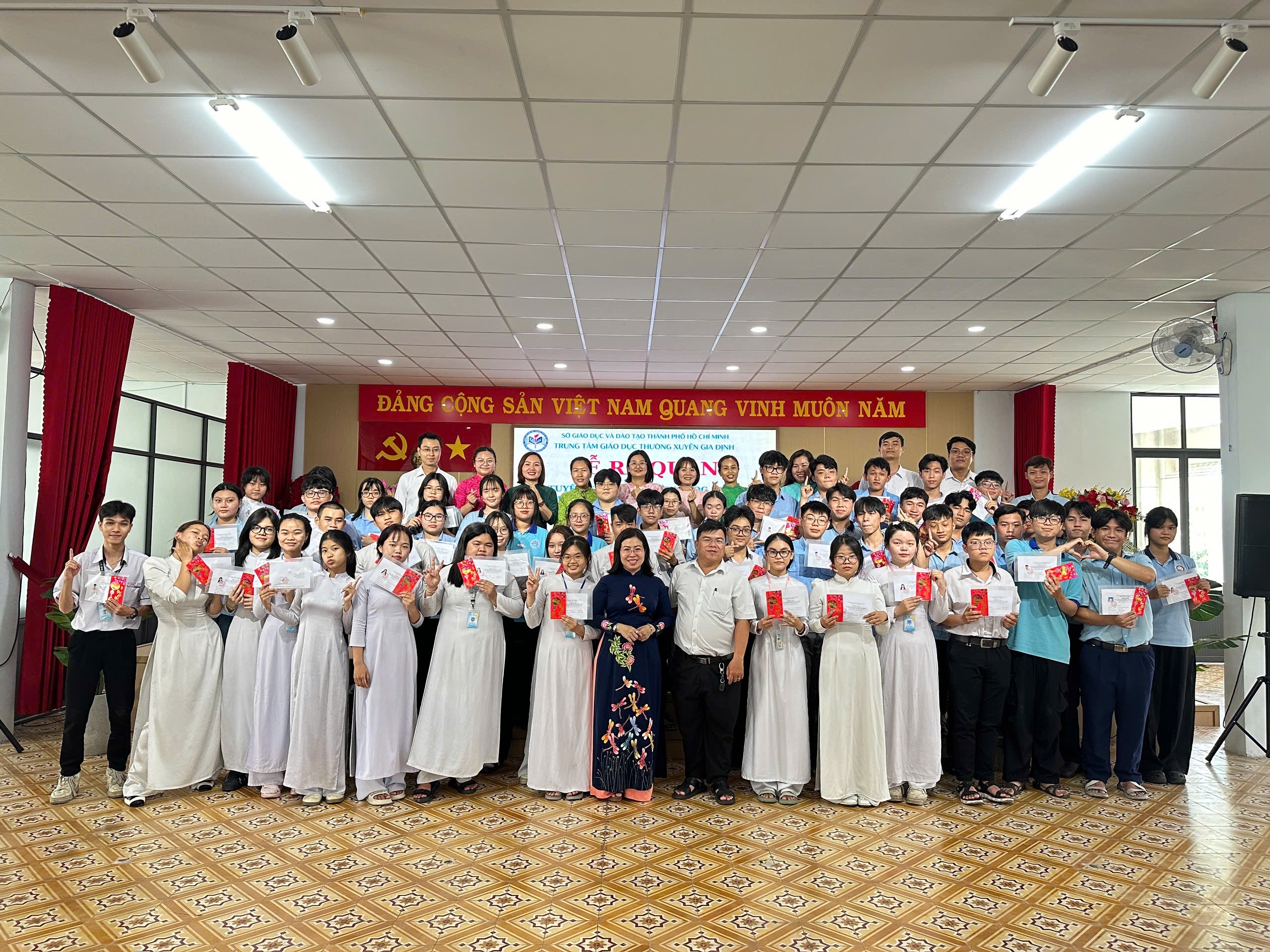 🌟 LỄ RA QUÂN 🌟 ĐỘI TUYỂN THAM GIA KỲ THI HỌC VIÊN GIỎI GIÁO DỤC THƯỜNG XUYÊN CẤP THÀNH PHỐ NĂM HỌC 2025 – 2026